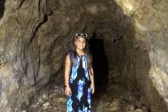 dom_11_cave