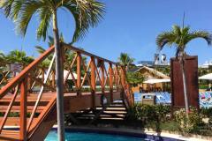 dom_22_poolbridge